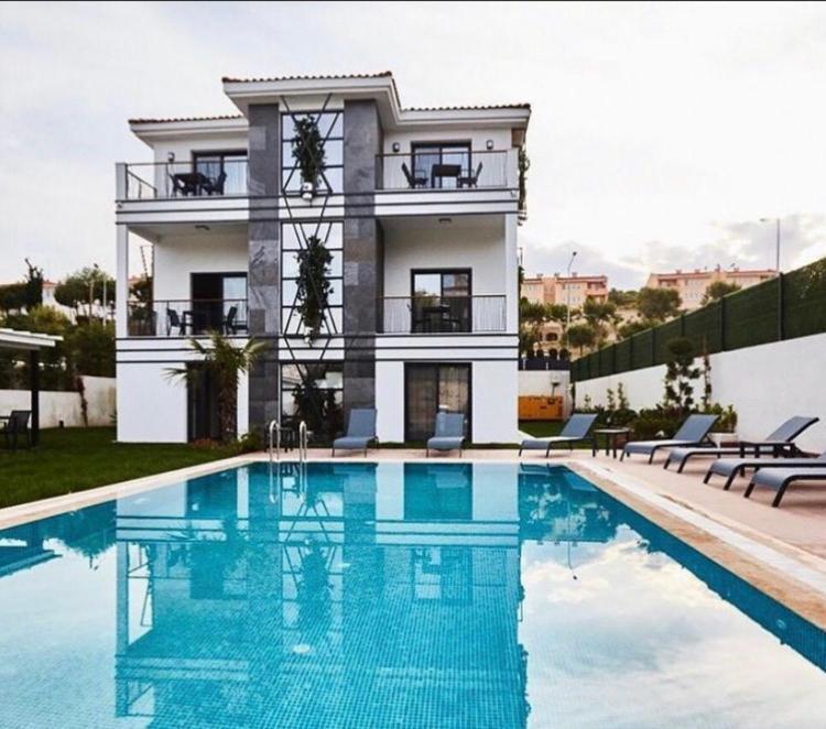 Ruwais Hotel Çeşme Εξωτερικό φωτογραφία