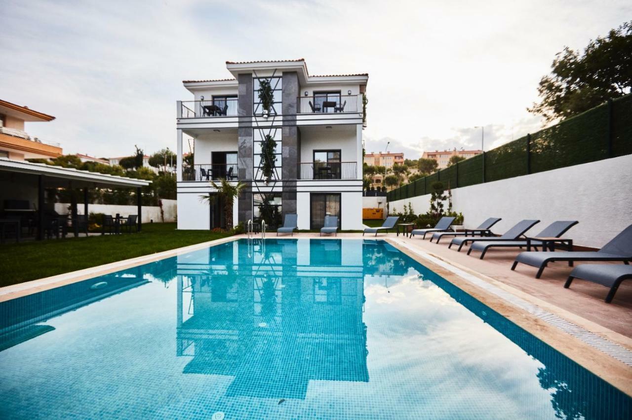 Ruwais Hotel Çeşme Εξωτερικό φωτογραφία