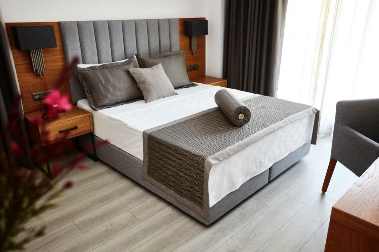 Ruwais Hotel Çeşme Εξωτερικό φωτογραφία