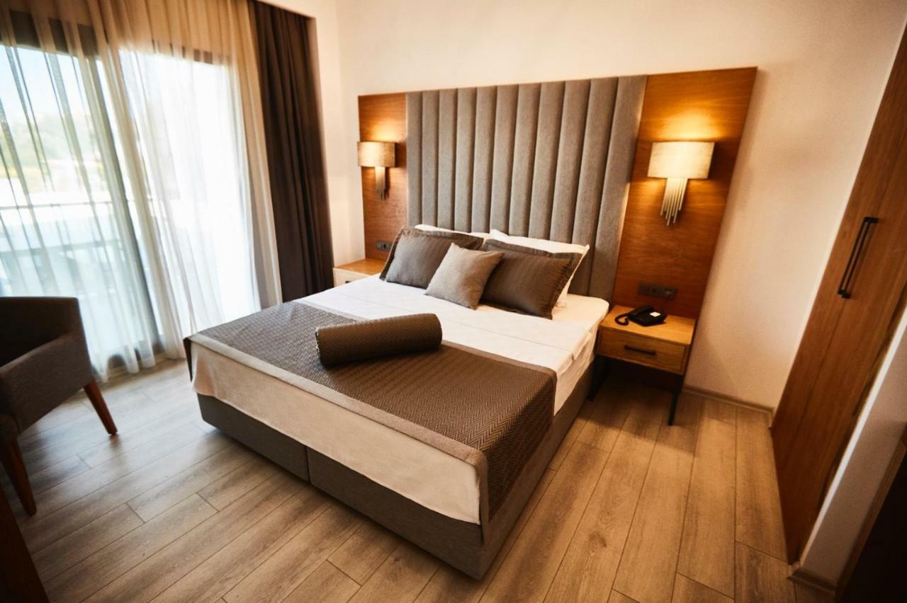 Ruwais Hotel Çeşme Εξωτερικό φωτογραφία