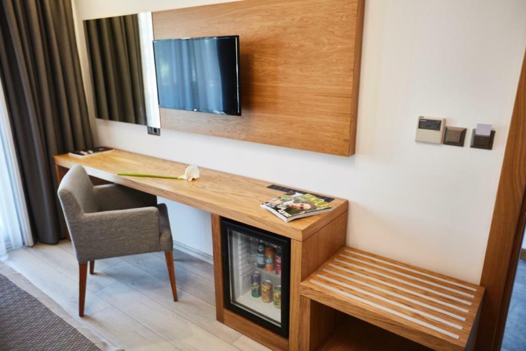 Ruwais Hotel Çeşme Εξωτερικό φωτογραφία