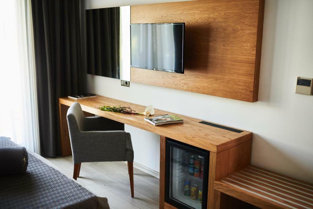 Ruwais Hotel Çeşme Εξωτερικό φωτογραφία